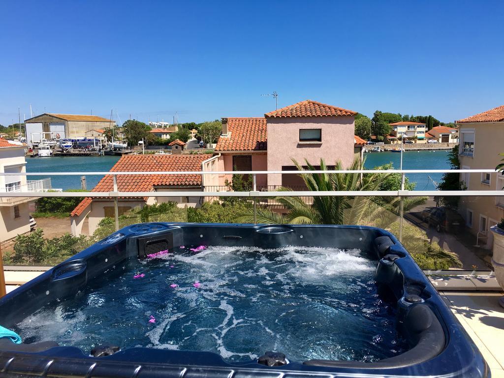 Villa L'Amiraute Agde Exteriör bild